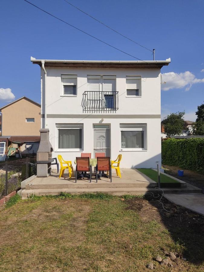 HajdúszoboszlóNurmi House公寓 外观 照片